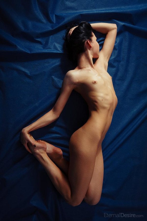 Дина, 22